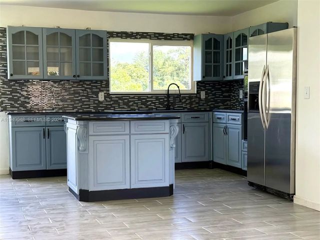 3311 Sw Ensley Court, Port St. Lucie