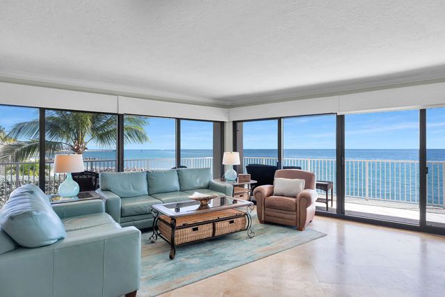 1133 W Ocean  Drive #17, Key Colony Beach