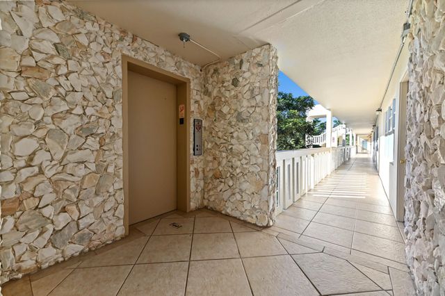 3 of 115 - 2905 Victoria Place #k3, Coconut Creek, FL
