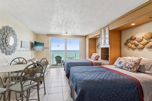 5 of 13 - 19201 Collins Avenue #612, Sunny Isles Beach, FL