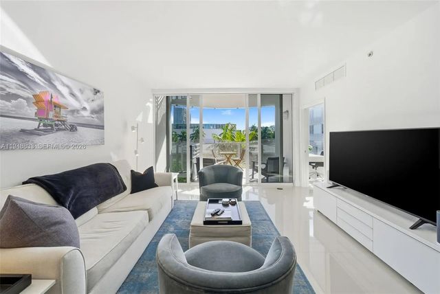 3 of 17 - 2155 Washington Court #303, Miami Beach, FL