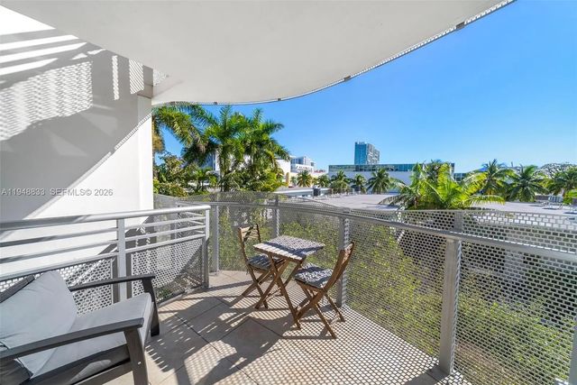 5 of 17 - 2155 Washington Court #303, Miami Beach, FL