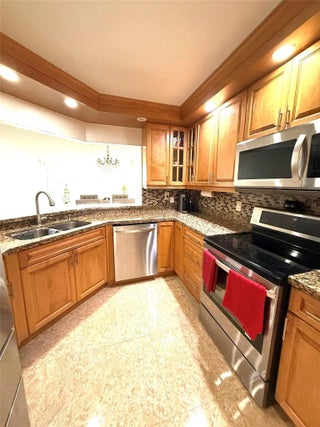 Photo of Listing #F10546568