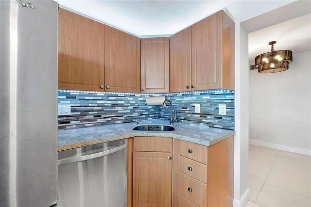 4 of 33 - 1505 N Riverside Drive #1003, Pompano Beach, FL