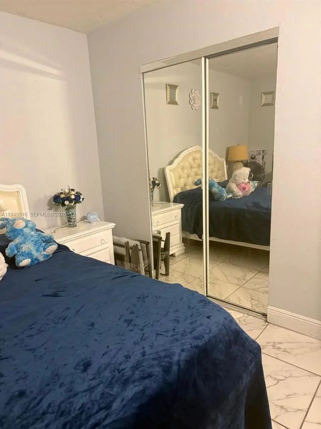 3 of 11 - 350 E 21st Street #108, Hialeah, FL