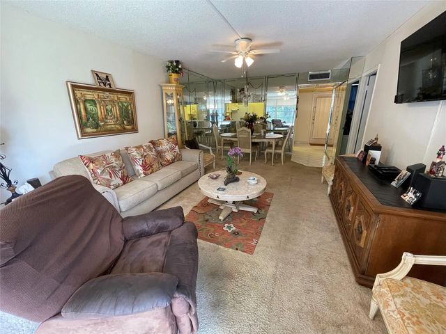 3 of 16 - 9200 Lime Bay Boulevard #209, Tamarac, FL