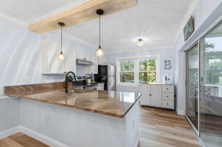 Photo of Listing #R11156237