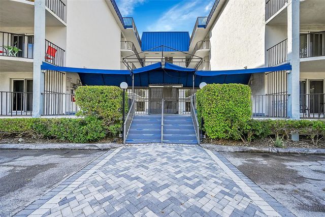 5 of 37 - 3909 N Ocean Boulevard #108, Fort Lauderdale, FL