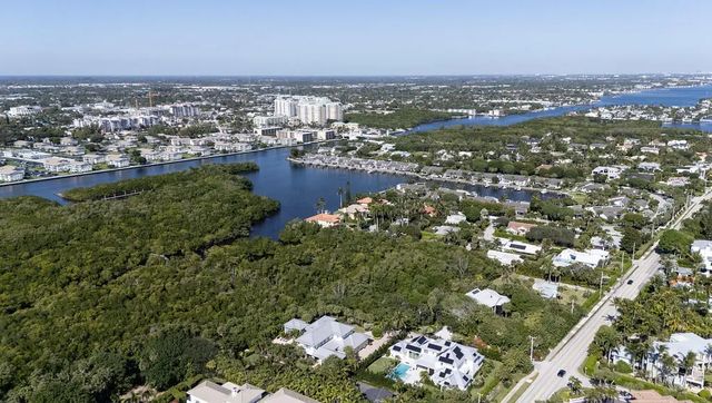 5 of 6 - 6064 N Ocean Boulevard, Ocean Ridge, FL
