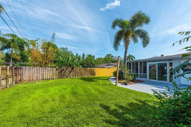 5 of 27 - 81 Ne 47th Street, Oakland Park, FL