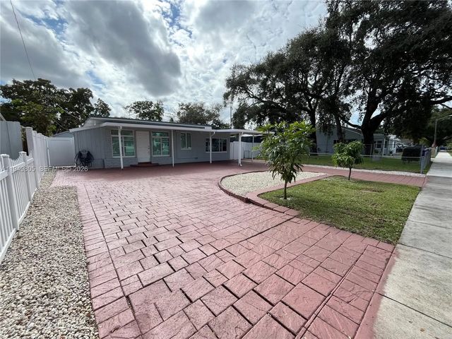 5 of 27 - 6120 Hayes Street, Hollywood, FL
