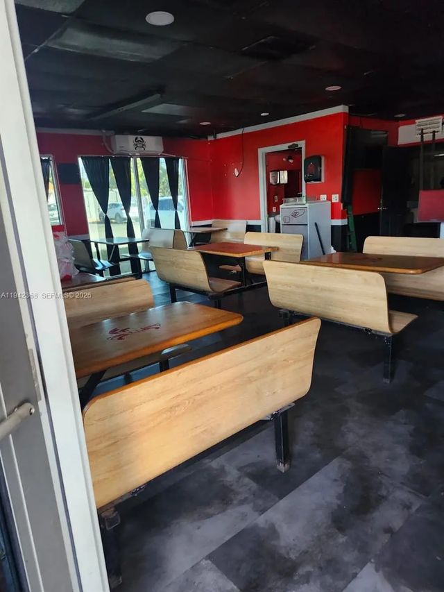 10951 Nw 27th Avenue, Miami
