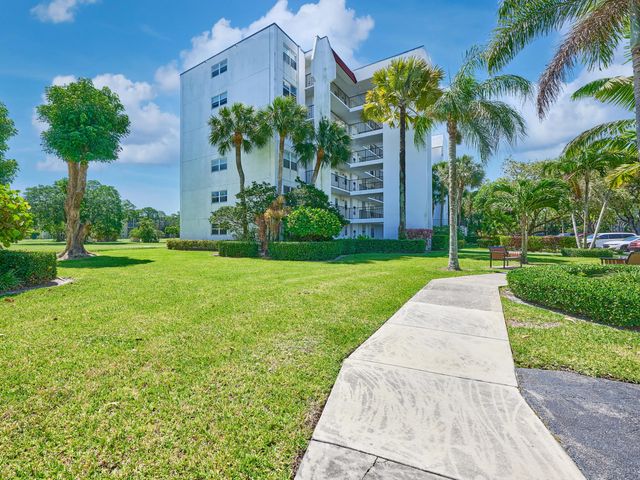 2 of 48 - 3597 Birdie Drive #202c, Lake Worth, FL