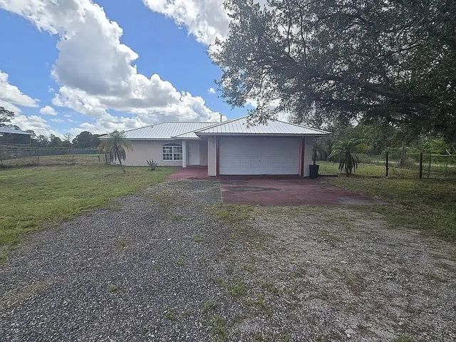 472 Avenida Del Sur, Clewiston