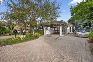 Photo of Listing #F10546300