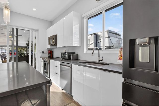 5 of 28 - 119 S Cortez Drive #119, Margate, FL