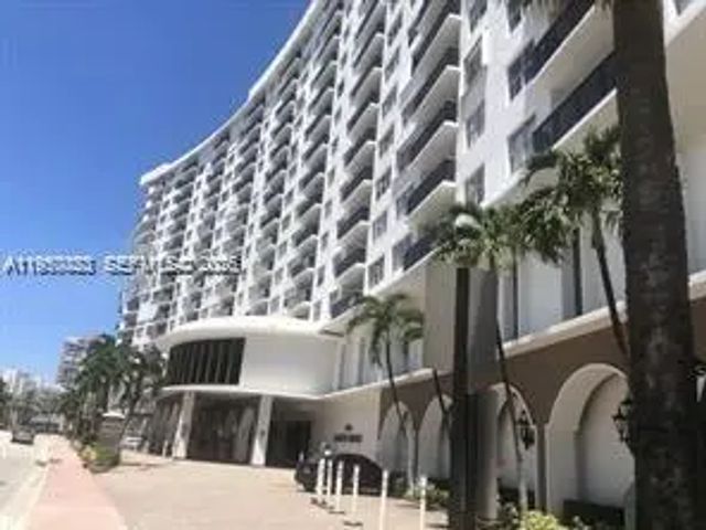 6039 Collins Avenue #1131, Miami Beach