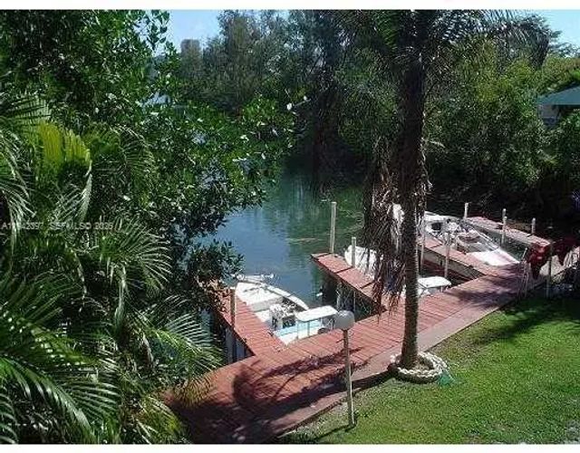 16531 Ne 35th Avenue #201, North Miami Beach