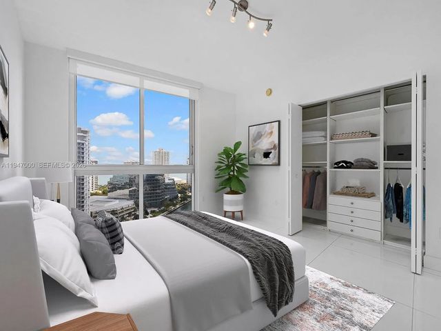 4 of 19 - 495 Brickell Avenue #1801, Miami, FL