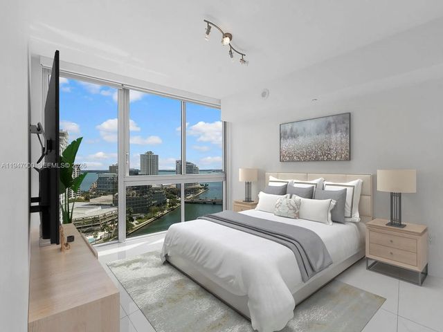 5 of 19 - 495 Brickell Avenue #1801, Miami, FL