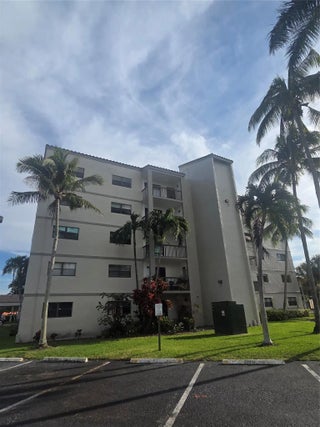 Photo of Listing #F10545533