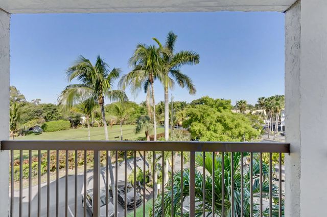 4 of 47 - 701 Nw 19th Street #401, Fort Lauderdale, FL