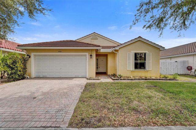 5 of 66 - 4966 Sw 33rd Terrace, Hollywood, FL