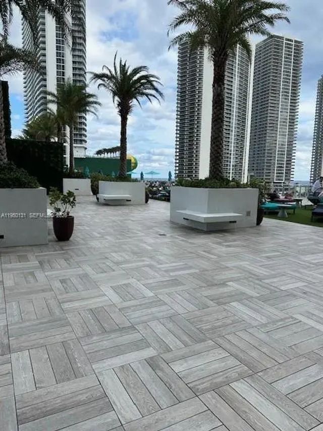 5 of 41 - 4010 S Ocean Drive #r2702, Hollywood, FL