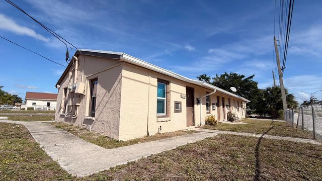 3 of 14 - 752 Martin Luther King Boulevard #1-5, Riviera Beach, FL