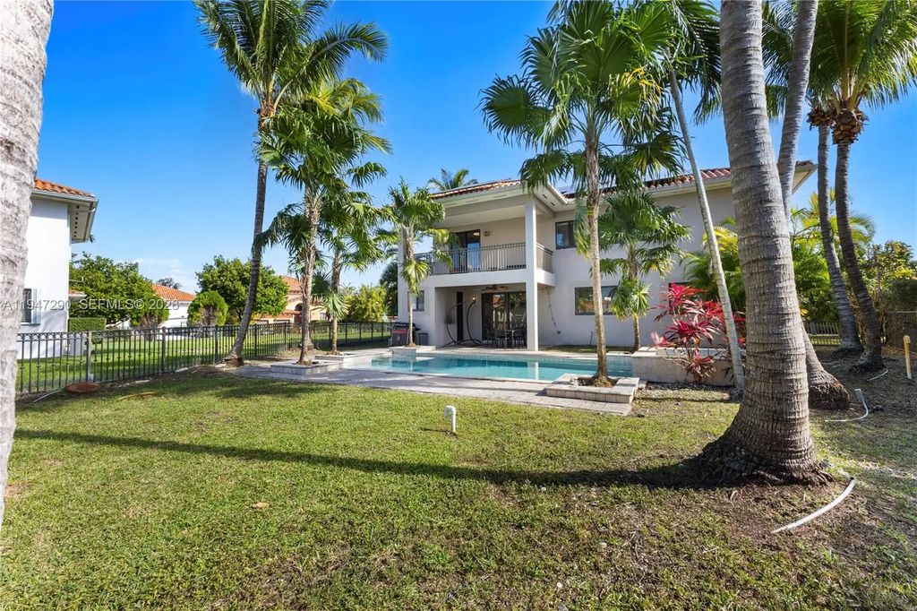 18832 Sw 77th Court, Cutler Bay
