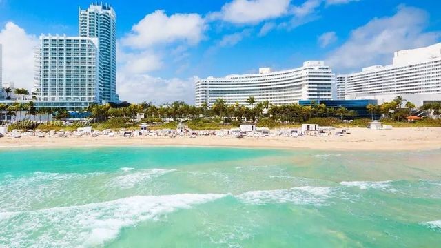 3 of 20 - 4391 Collins Avenue #419, Miami Beach, FL