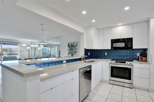 200 Se 5th Avenue #405, Dania Beach