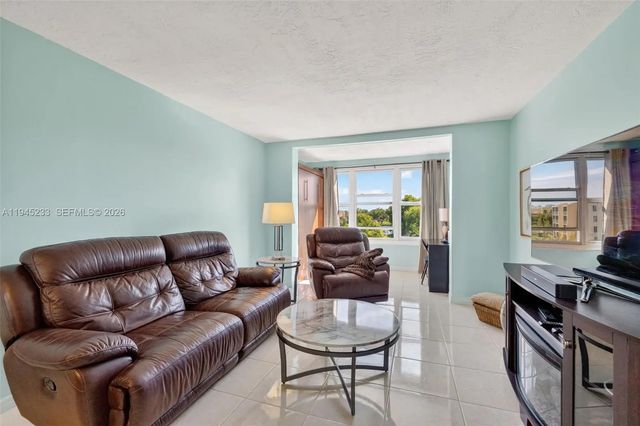 2 of 31 - 2801 Somerset Drive #408, Lauderdale Lakes, FL