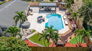 Photo of Listing #R11156596