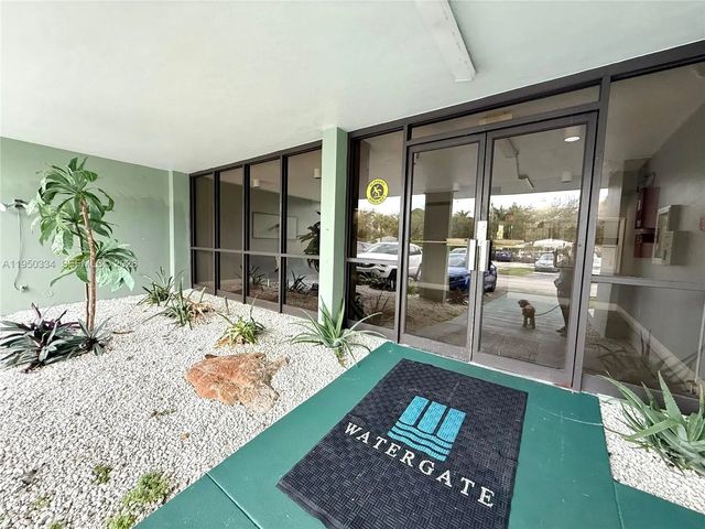3 of 24 - 2771 Taft Street #411, Hollywood, FL