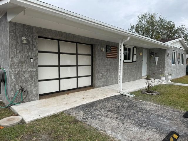 2 of 19 - 309 Nw 15th Street, Homestead, FL