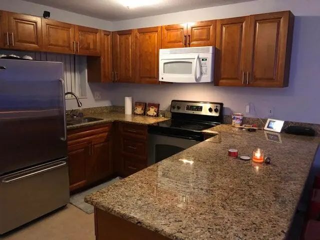 4 of 6 - 6094 Forest Hill Boulevard #106, West Palm Beach, FL