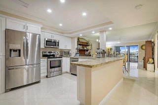 Photo of Listing #R11156681