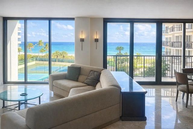 3 of 62 - 1800 S Ocean Boulevard #410, Lauderdale-By-The-Sea, FL