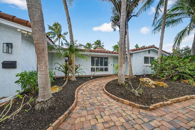 5 of 55 - 2081 Ne 25th Street, Lighthouse Point, FL
