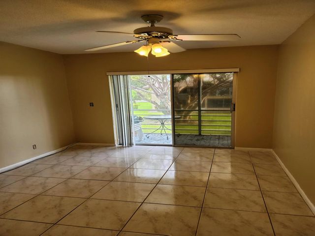 239 Coventry J, West Palm Beach