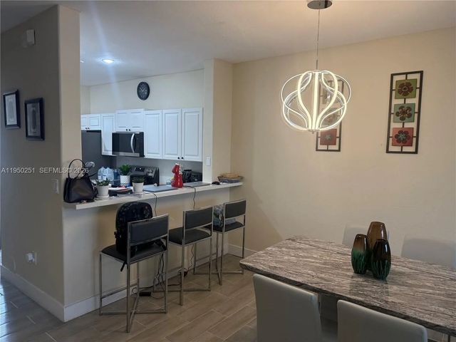 5 of 35 - 5400 Nw 107th Avenue #416, Doral, FL