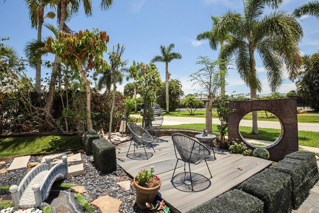 3 of 51 - 6590 Fountains Circle, Lake Worth, FL