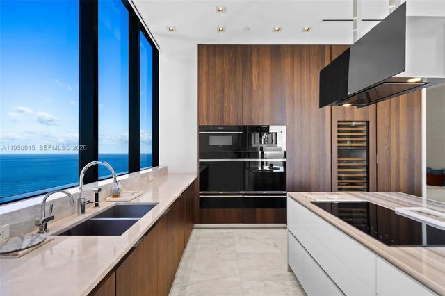 4 of 60 - 17141 Collins Avenue #3002, Sunny Isles Beach, FL