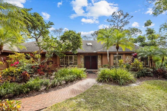 Photo of Listing #R11156839