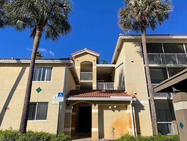2 of 32 - 470 S Park Road #302, Hollywood, FL