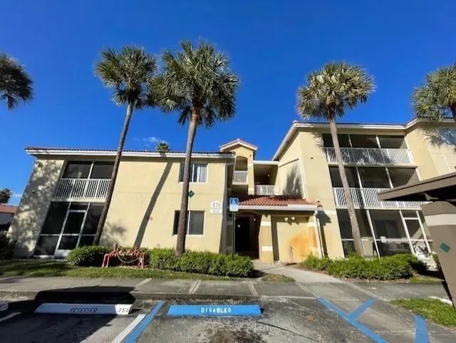 4 of 32 - 470 S Park Road #302, Hollywood, FL