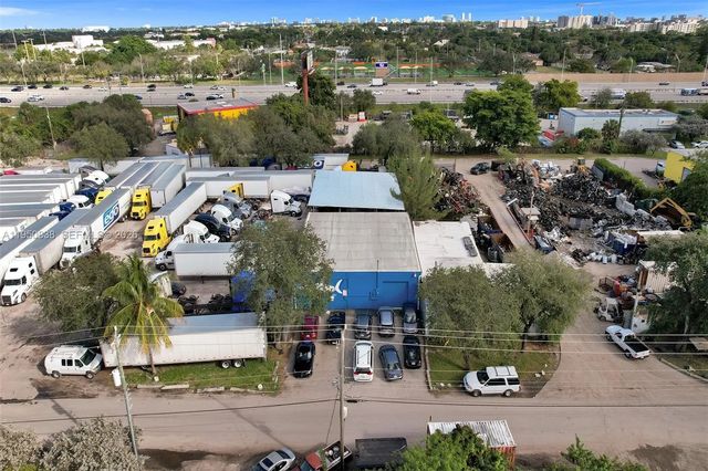 2 of 33 - 850 Nw 12th Terrace, Pompano Beach, FL
