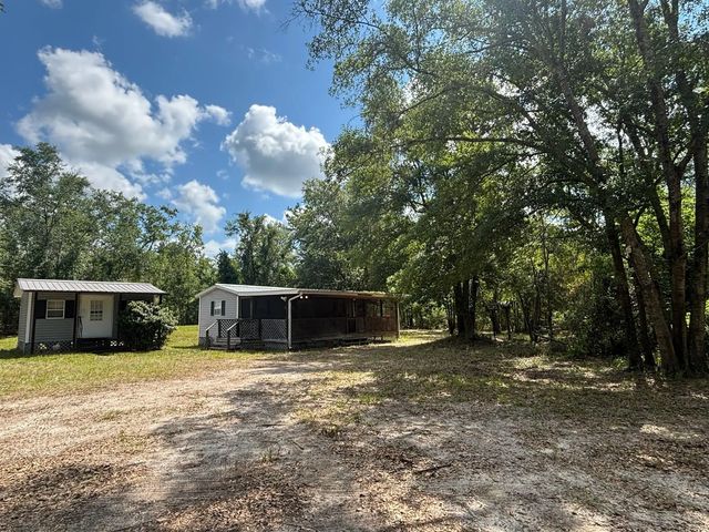 423 Nw Bright Lake Court, White Springs