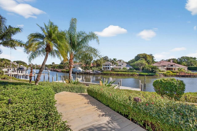 Photo of Listing #R11156872